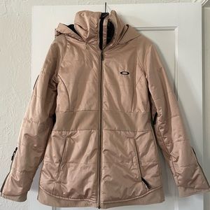 Oakley women’s ski/snowboard insulated jacket